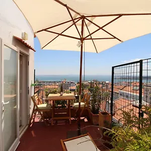 Appartamento Estrela Penthouse - Amazing Views, Lisbona